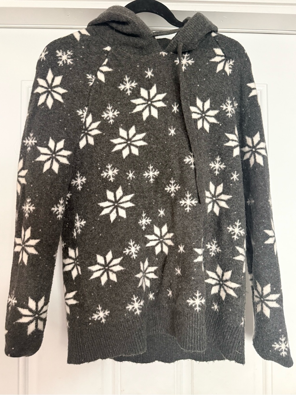 LOFT Gray White Snowflake Hooded Knit Sweater Hoodie Size Medium